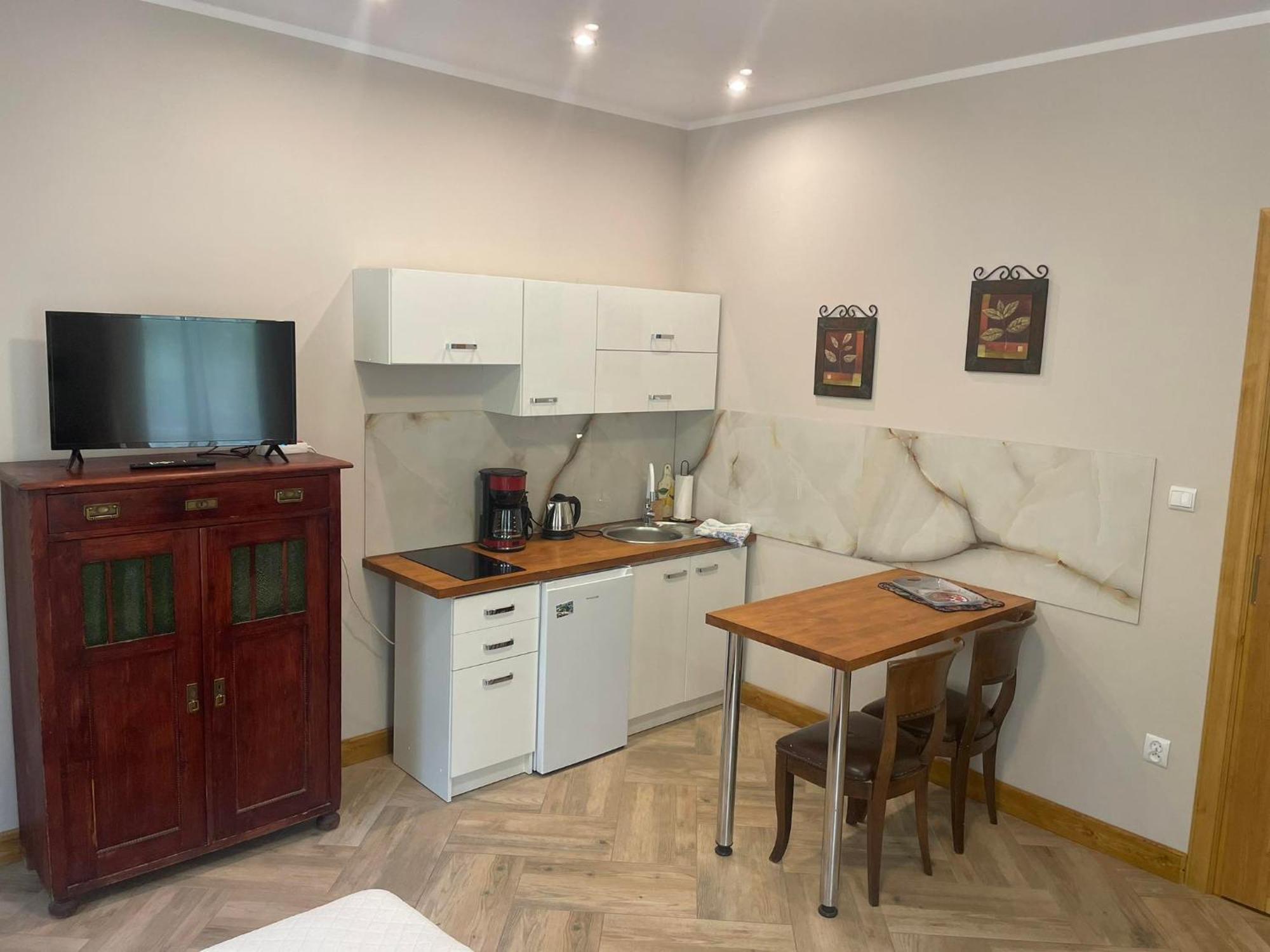 Sunny Bear Bed & Breakfast Jelenia Góra Exterior foto